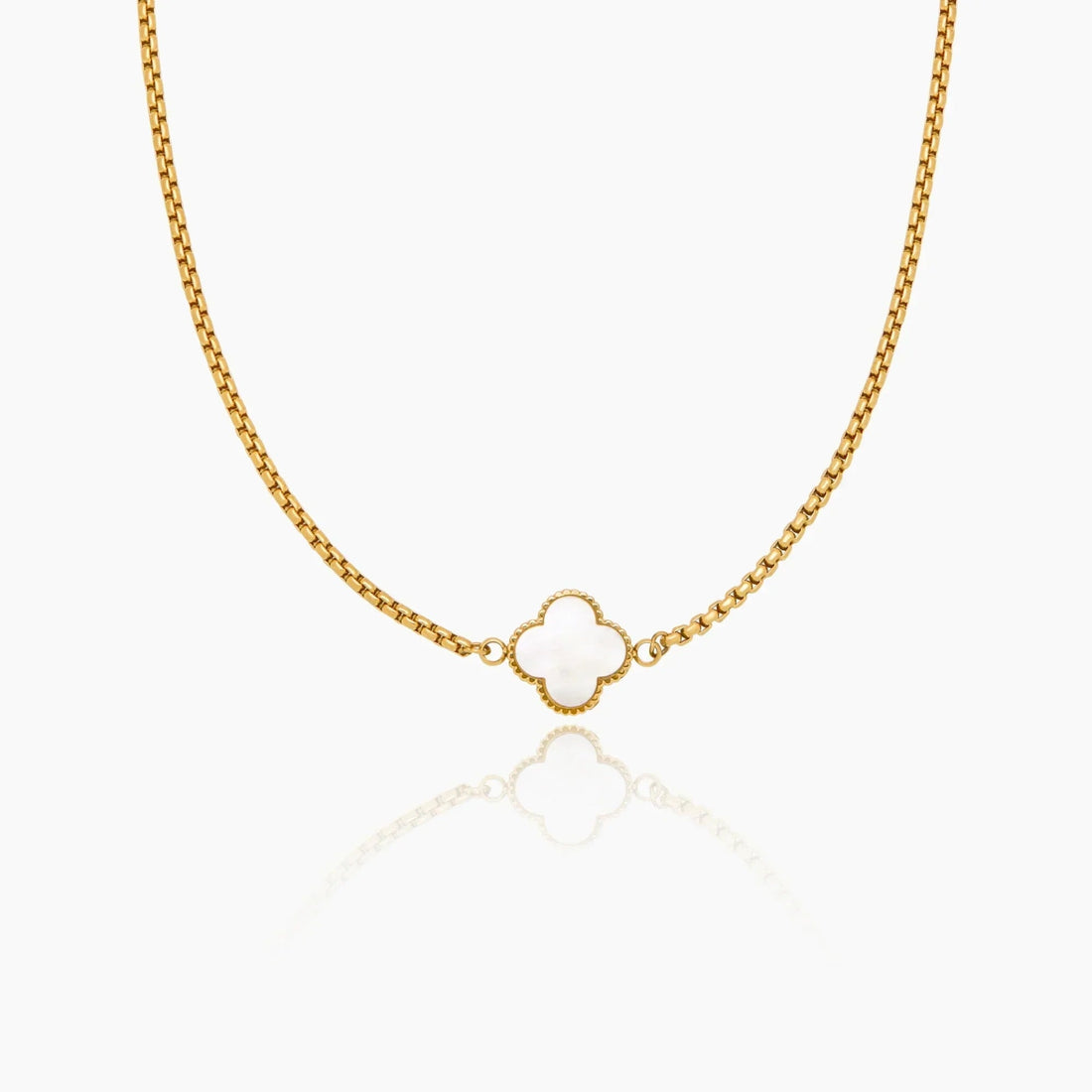 Clover Necklace with Pearl