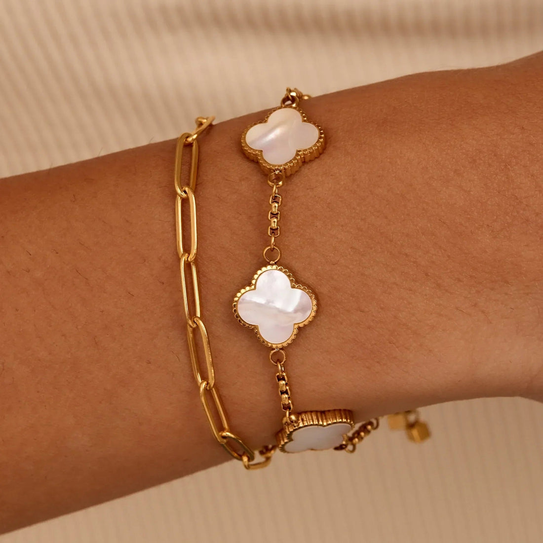Mother-of-Pearl Clover Bracelet